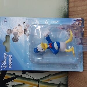 Disney figure Donald duck